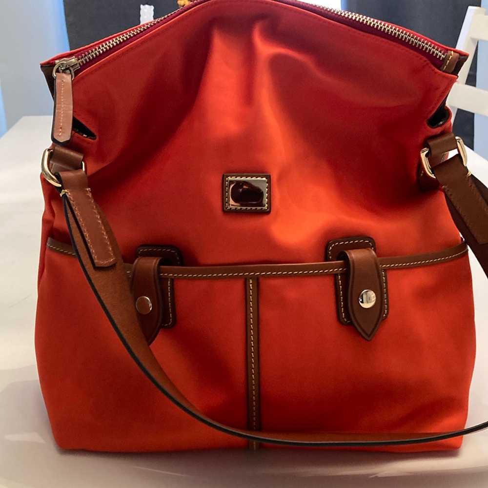 Brand New Dooney and Bourke Wayfarer Sac with Pouch in Persimmon